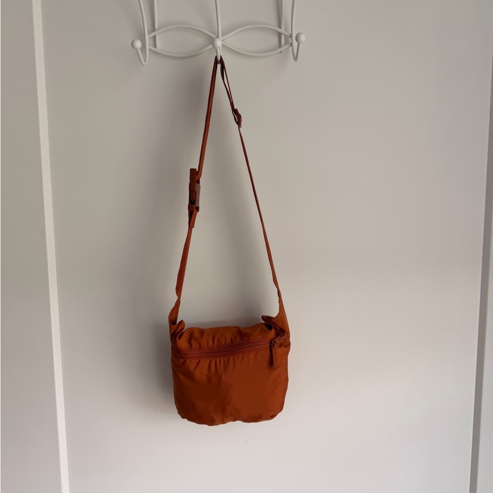 Madewell Raincheck Packable Raincoat- Women - Picture 9 of 9